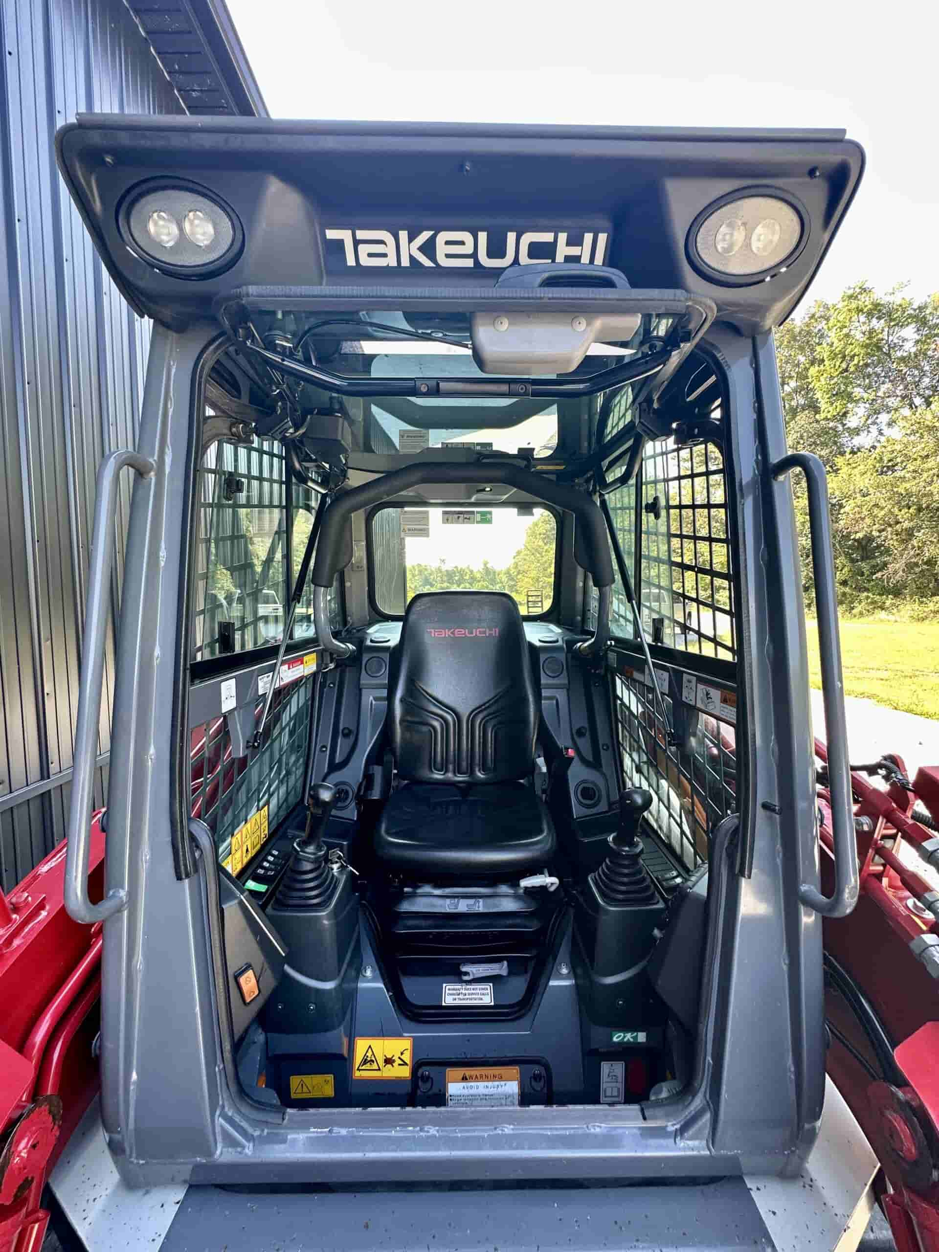 2021 TAKEUCHI TL8R2
